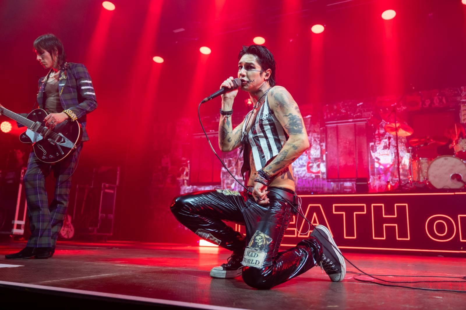 LIVE: Palaye Royale hořeli pro závěrečný koncert evropské šňůry, přišla se na ně podívat i LP