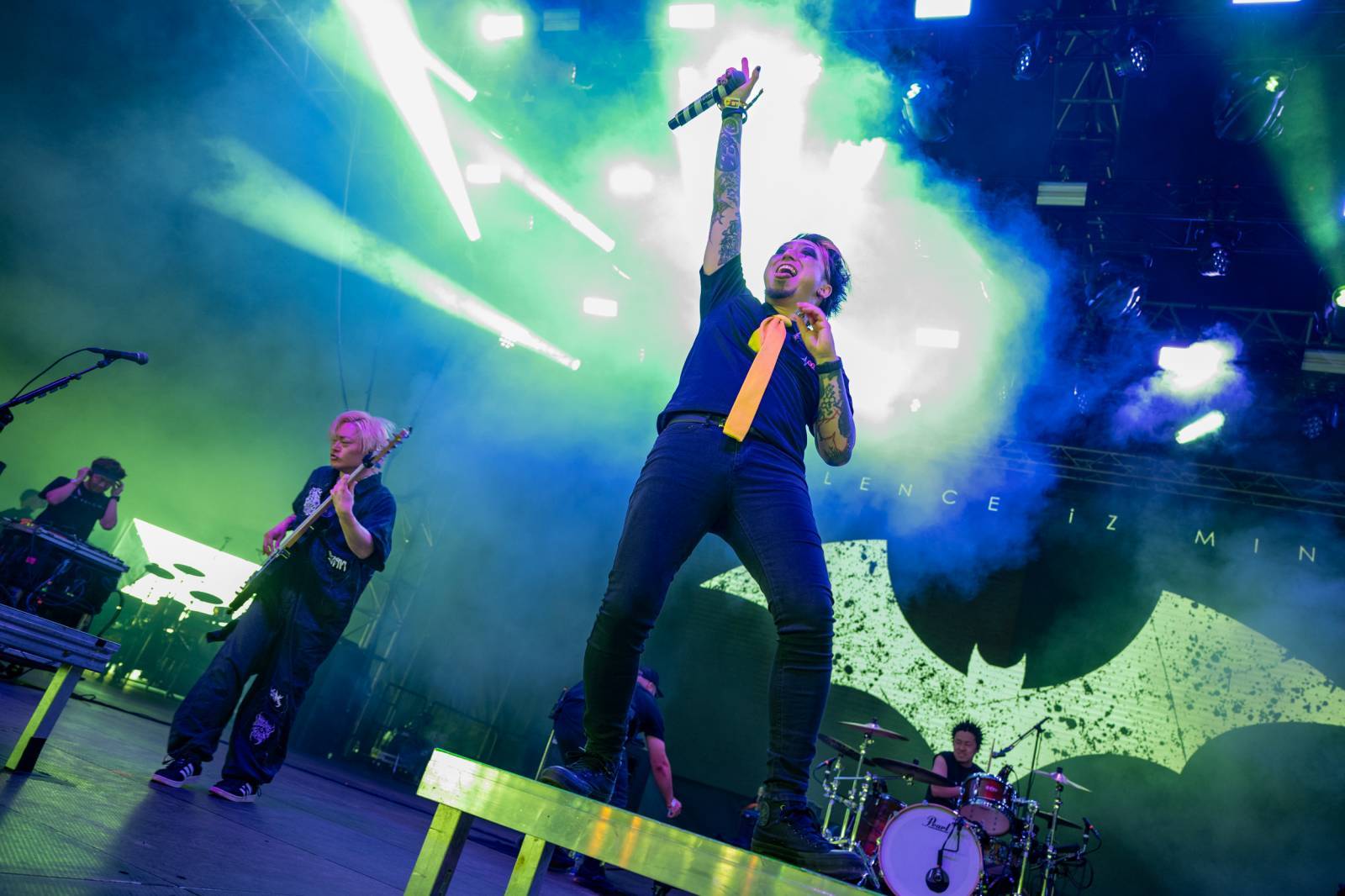 LIVE: Rock for People, den první. Oslnivá Poppy, povídavý Grandson a démoničtí A7X 