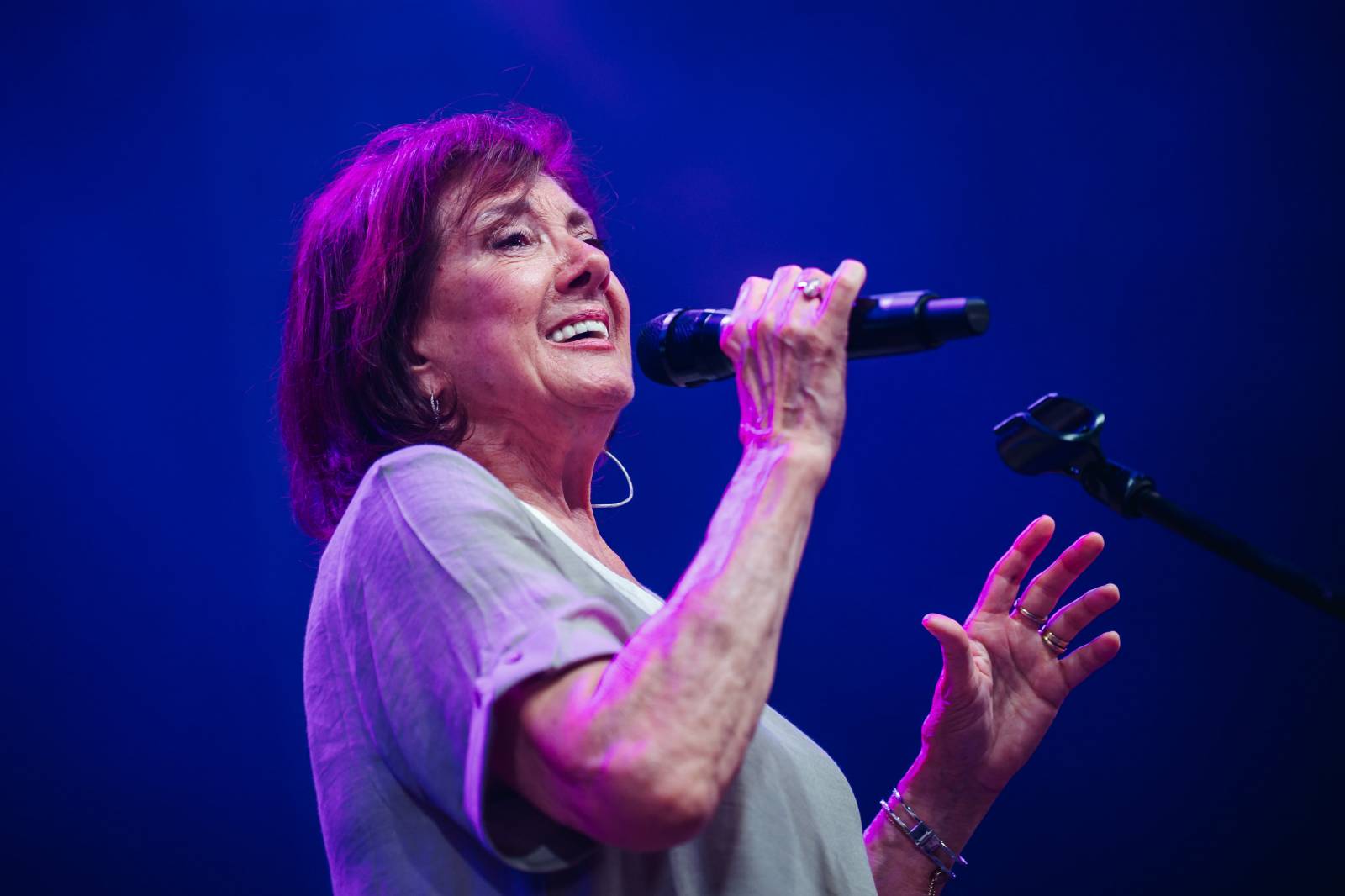 LIVE: Rock for People, den třetí. Popíkoví Sex Pistols a moshpity při koncertu Ewy Farne