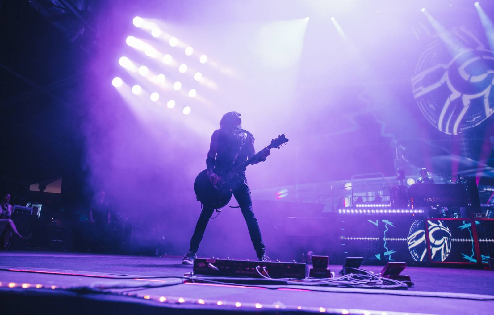 LIVE: Guns N' Roses v Hradci Králové: Axl dorazil. Jenže život už mezitím proběhl