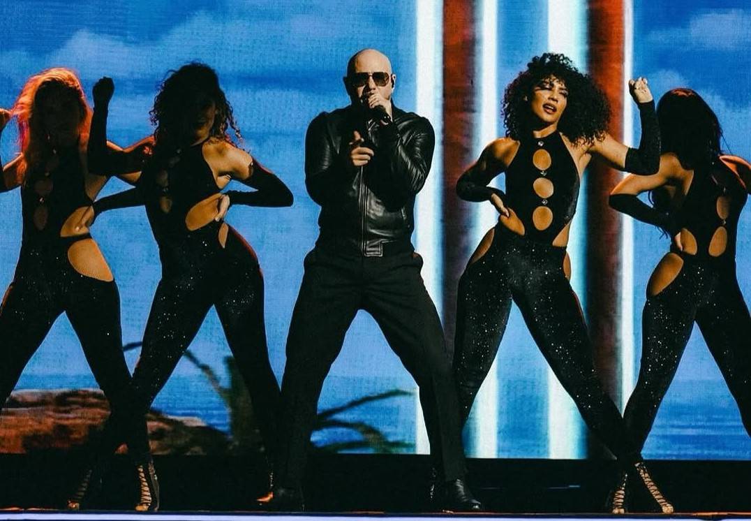LIVE: Pitbull postavil O2 arenu na nohy, jeho koncert byl jednou velkou párty 
