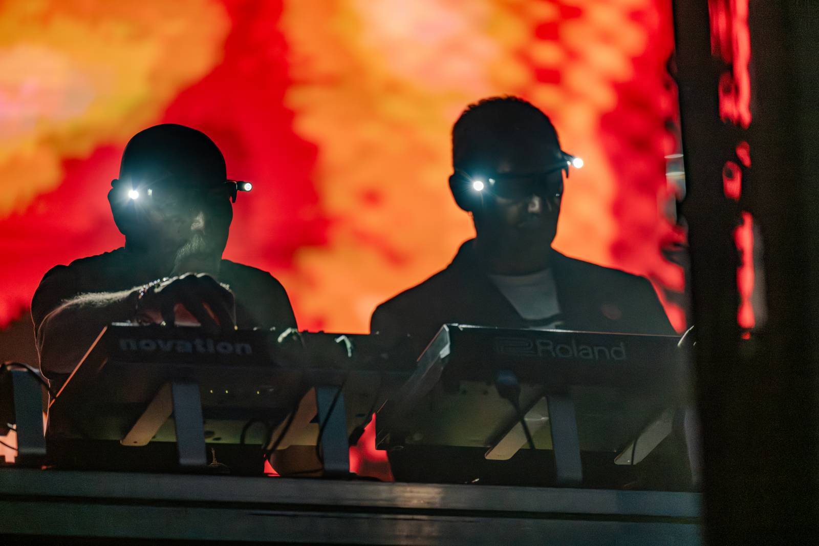 LIVE: Prvnímu dni Pop Messe kralovali elektroničtí Real Lies a Orbital. Exceloval i MC Gey