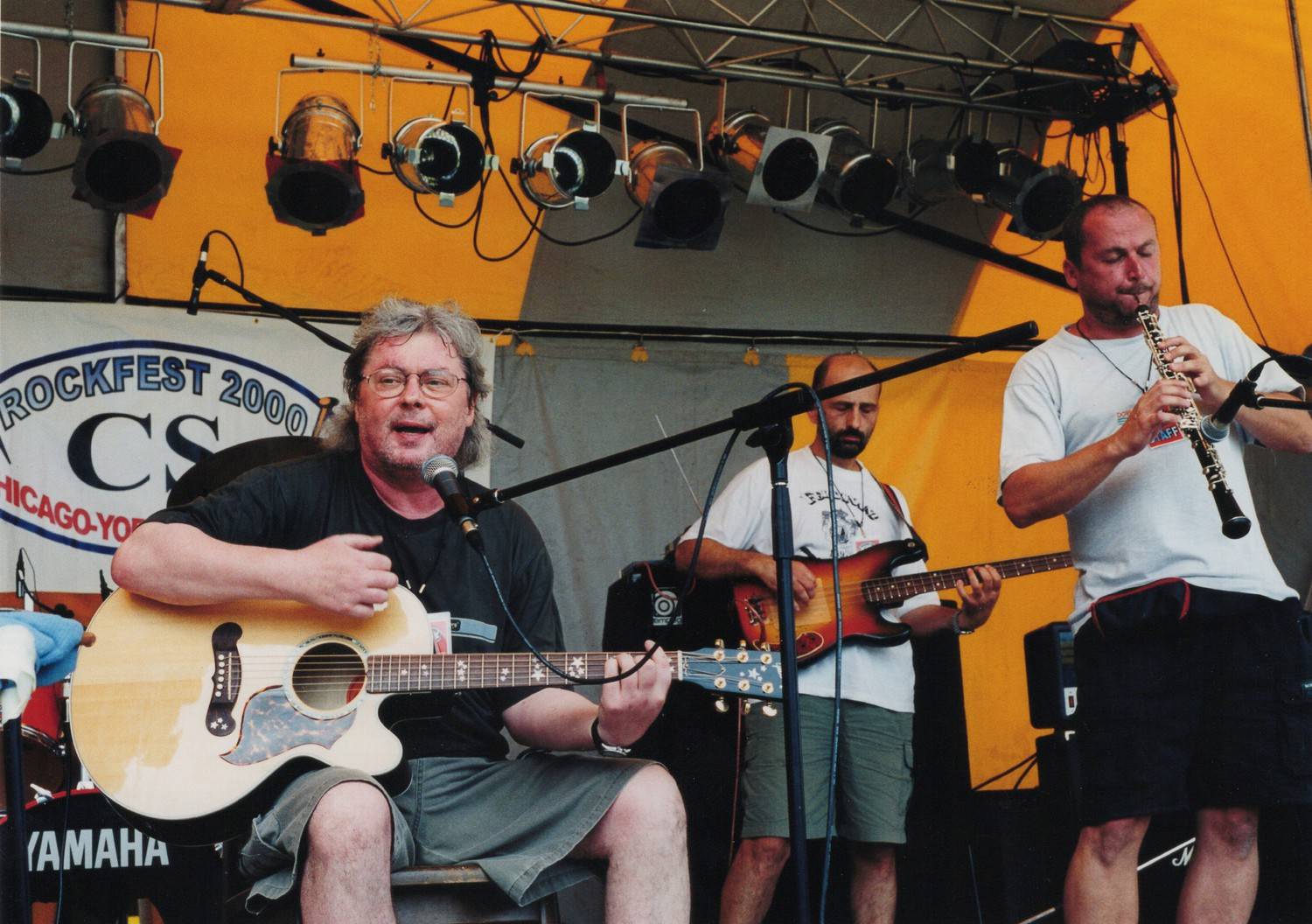 RETRO 2000 | První CS Rockfest v USA. U Chicaga krajanům zahráli Olympic, Pražský výběr, Tublatanka, BSP, Vladimír Mišík i Vlasta Redl