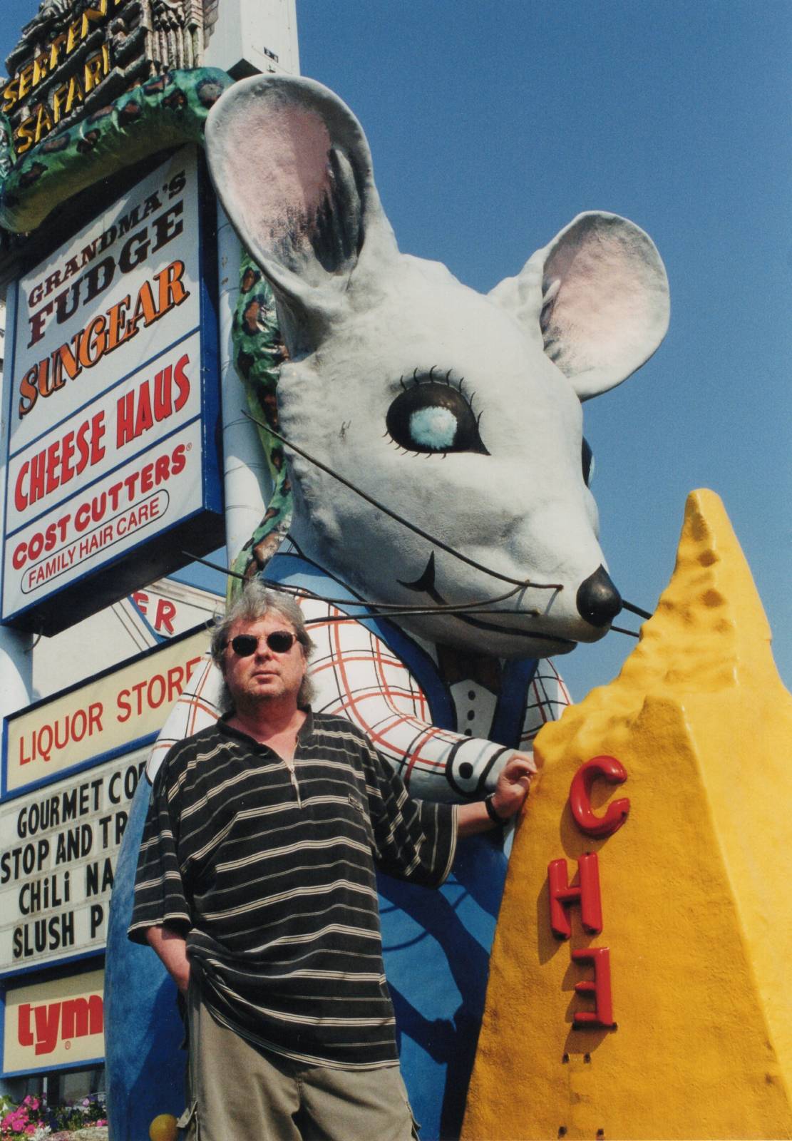 RETRO 2000 | První CS Rockfest v USA. U Chicaga krajanům zahráli Olympic, Pražský výběr, Tublatanka, BSP, Vladimír Mišík i Vlasta Redl