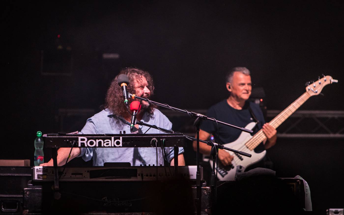 LIVE: Monkey Business odehráli v Ostravě energickou show. J.A.R. to drhlo, naštvaný Michael Viktořík odešel z pódia