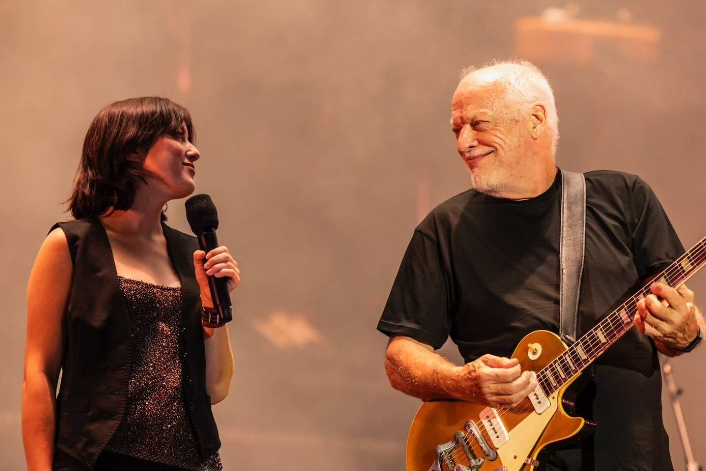 RECENZE: David Gilmour Live at the Circus Maximus – dechberoucí podívaná a balzám pro rockovou duši