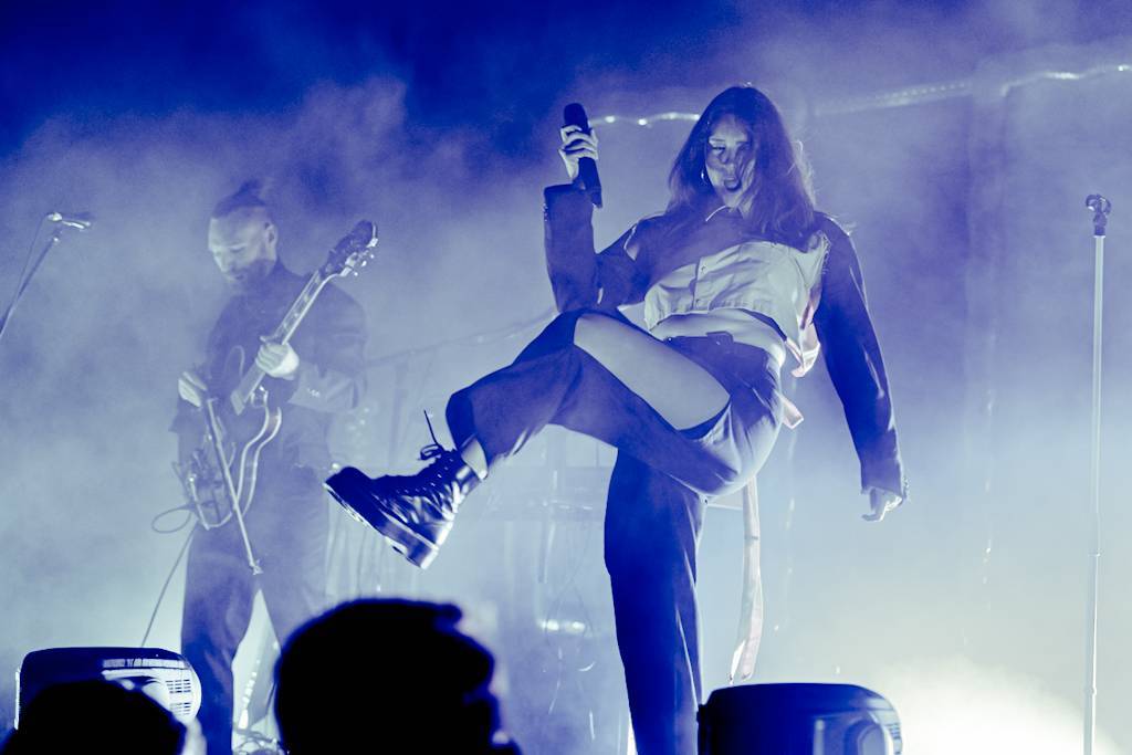 LIVE: Neskutečný příval energie. MYDY a We Are Domi si podmanili Brno