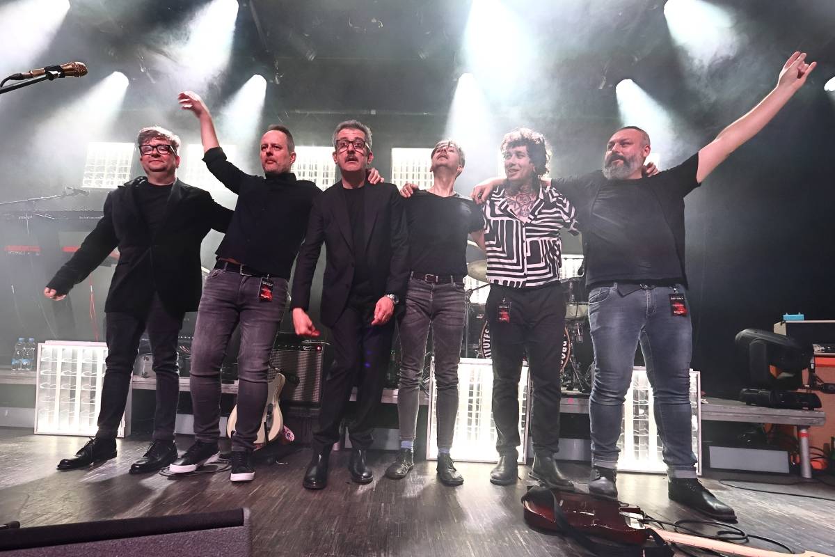 RECENZE: Opožděně, ale přece. The Prostitutes vydali skvělé comebackové album Inevitably Delayed 