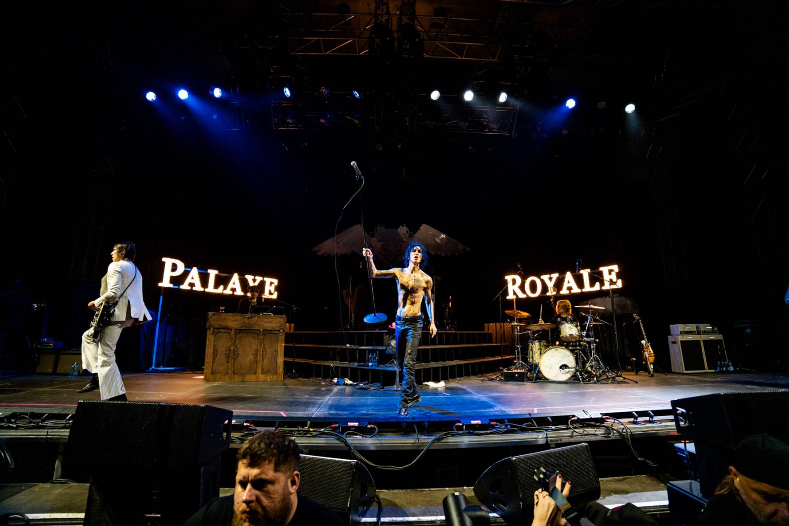 LIVE: Koncert roku? Rokenrolový princ Yungblud předvedl v Praze divokou show