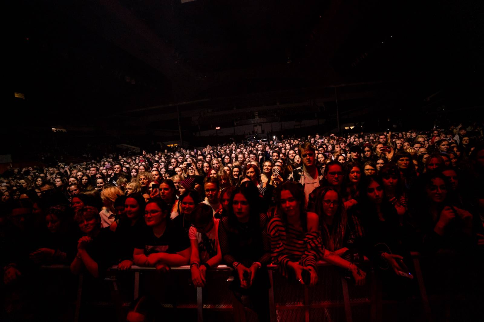LIVE: Koncert roku? Rokenrolový princ Yungblud předvedl v Praze divokou show