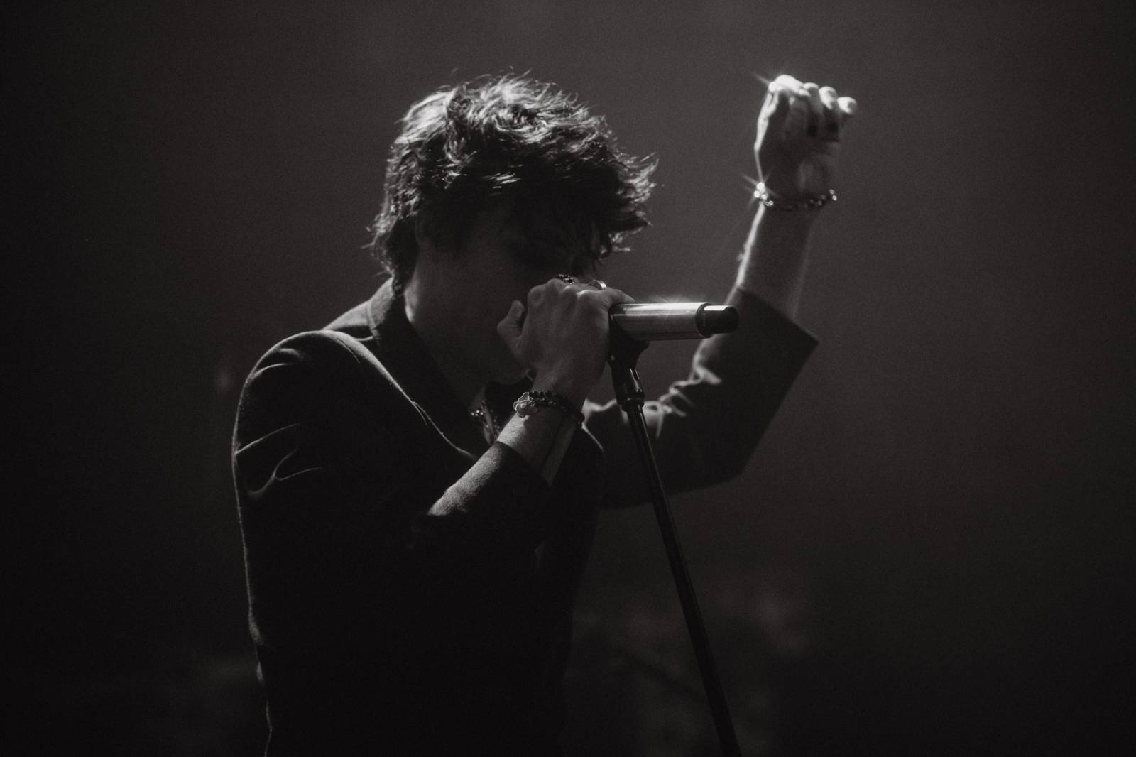 LIVE: Koncert roku? Rokenrolový princ Yungblud předvedl v Praze divokou show