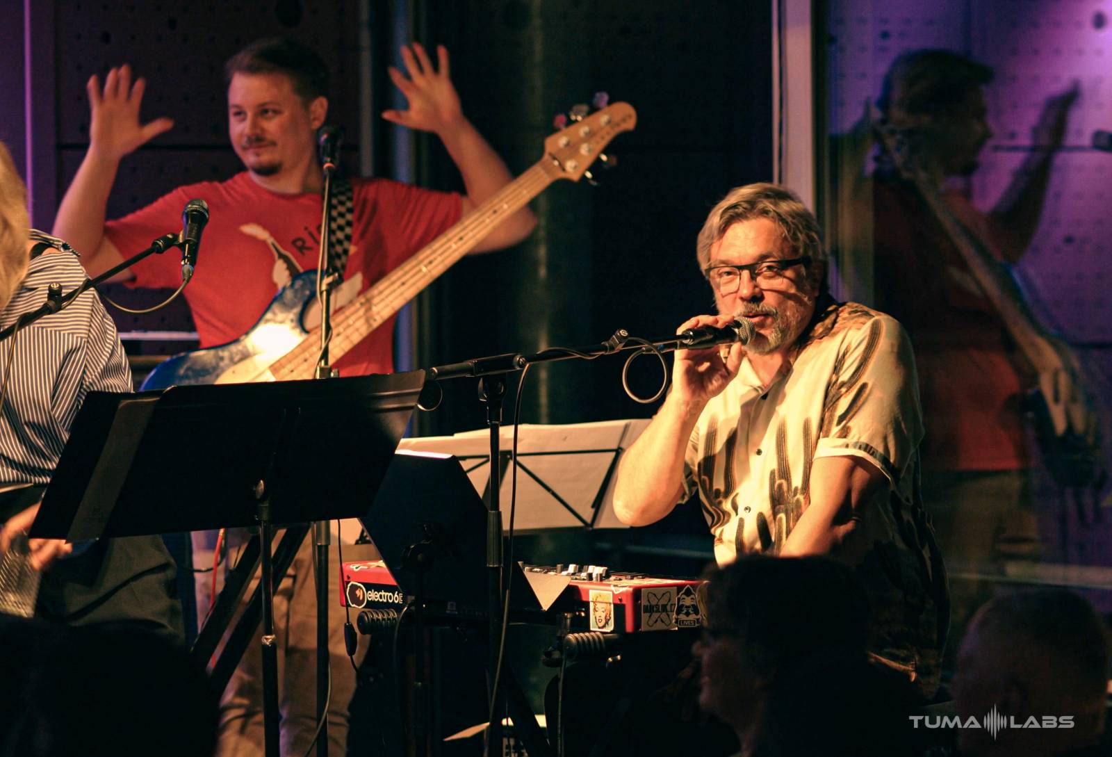 LIVE: Aneta Langerová a Dorota Barová jako zpívající zlaté mušky v síti, utkané postmoderním jazz-rockem Jakuba Zitka