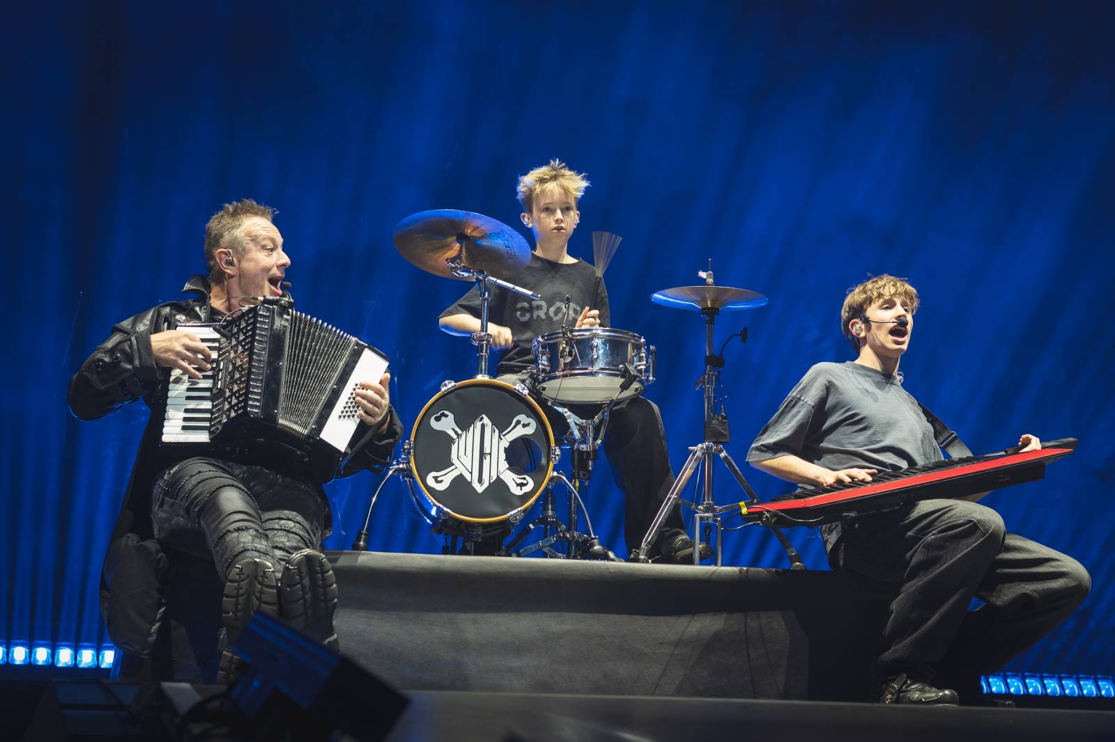 LIVE: Lucie odstartovala podzimní turné. V Ostravě si na pódium pozvala bývalé členy i Michala Pavlíčka