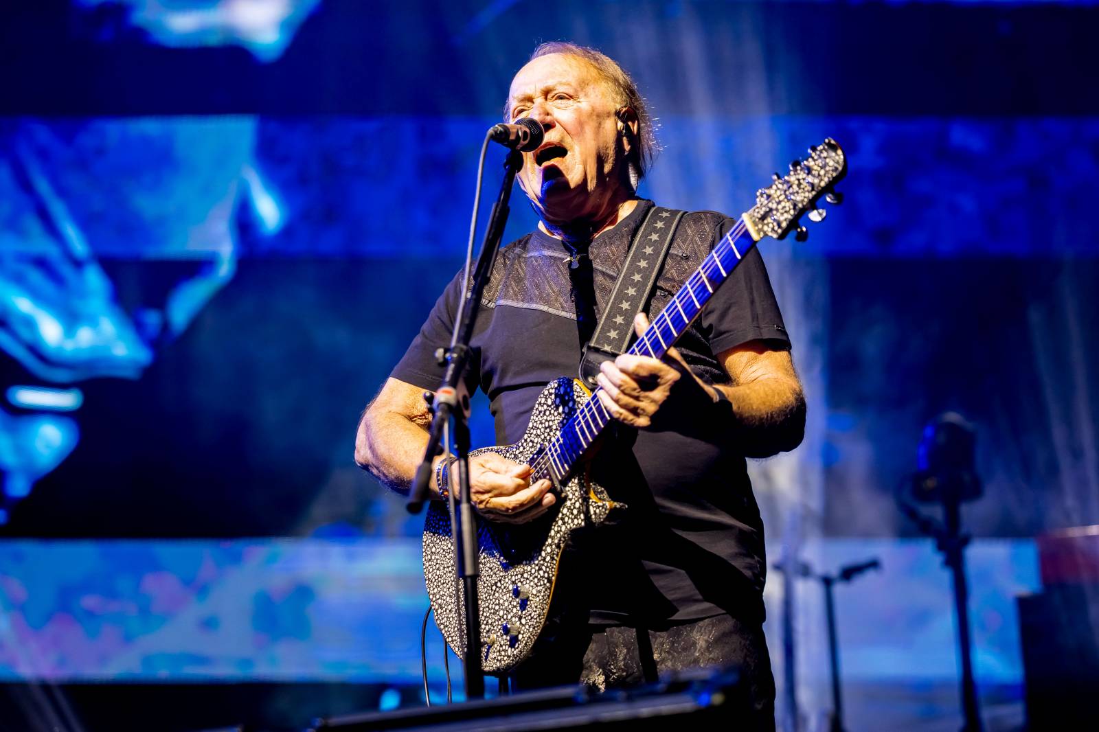 LIVE: Vydařený vánoční koncert Olympiku s hosty se nesl převážně v nostalgickém duchu