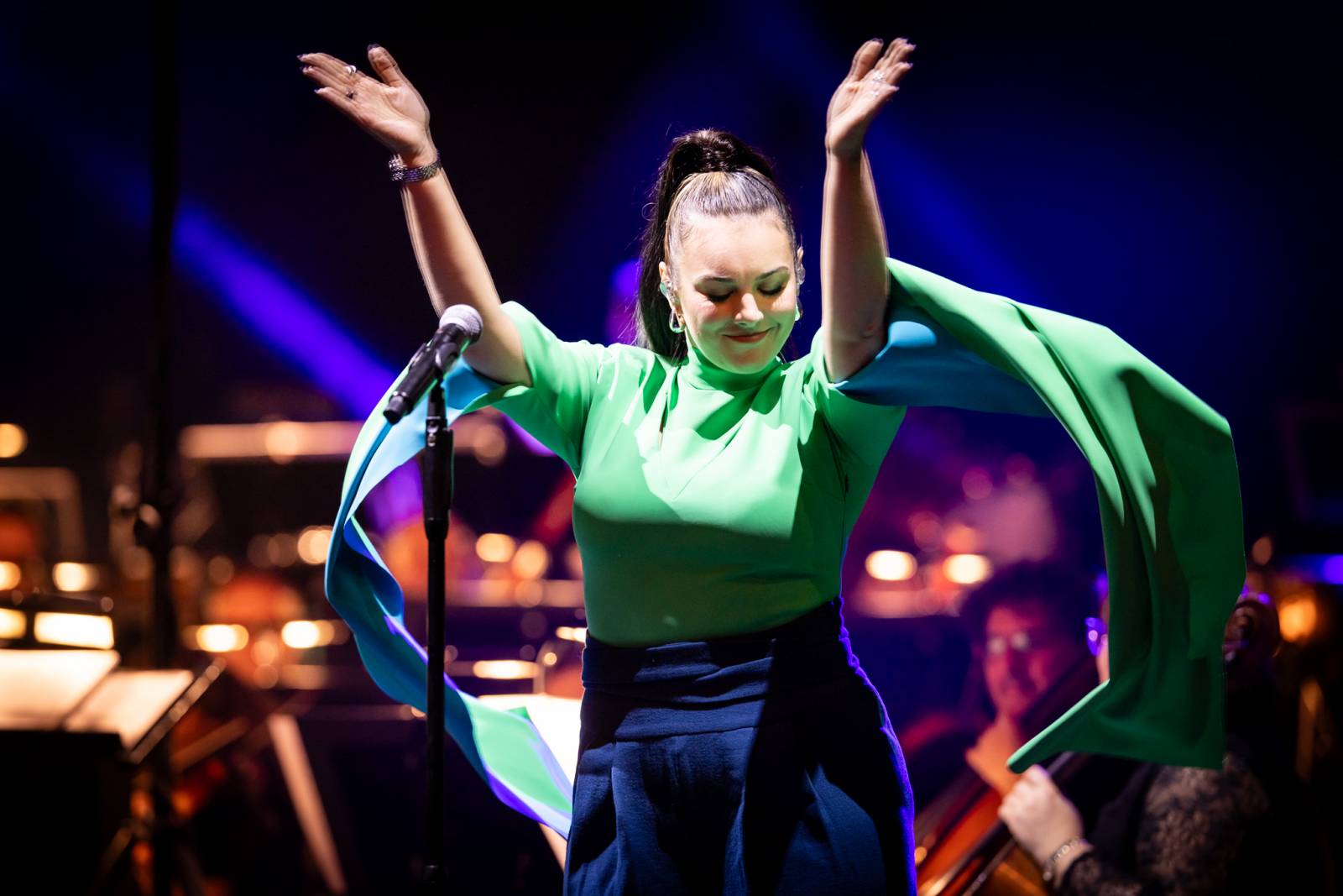 LIVE: V ostravském Gongu se vzpomínalo na Davida Stypku. Jeho památku uctili Ewa Farna, Kateřina Marie Tichá a Mirai Navrátil v doprovodu Bandjeez a Janáčkovy filharmonie