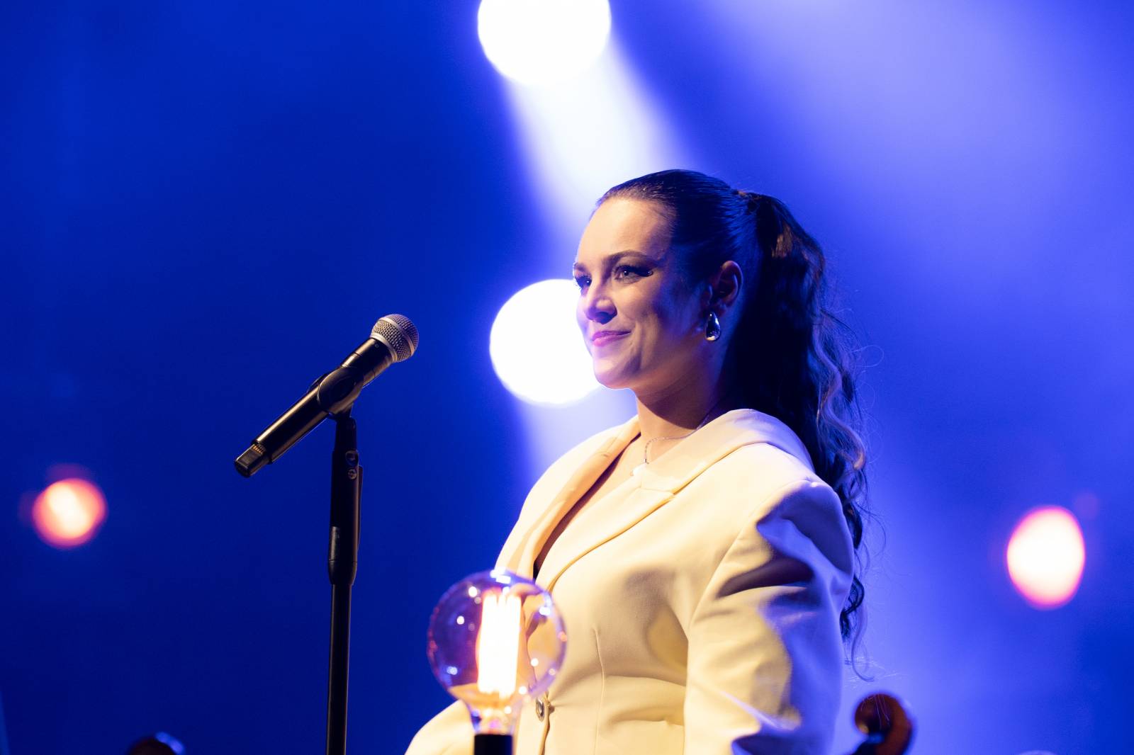 LIVE: Žádný patos, jen silné emoce. Davidovi Stypkovi se v O2 universu tleskalo vestoje