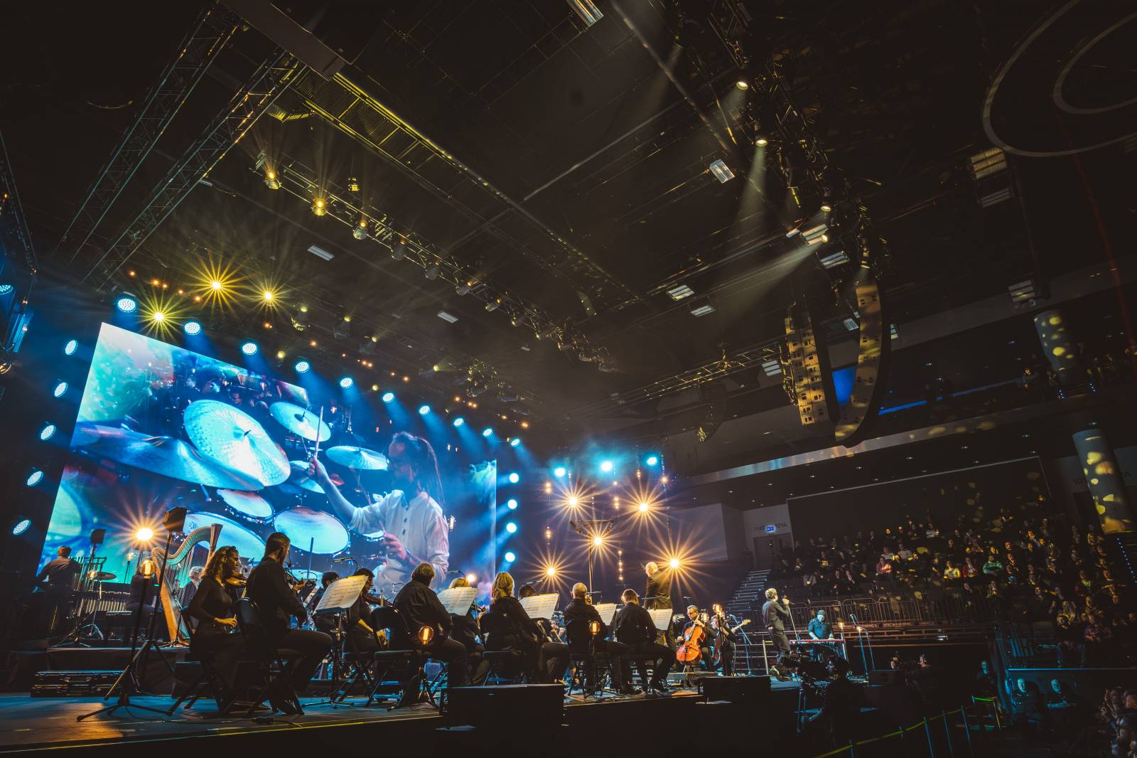 LIVE: Žádný patos, jen silné emoce. Davidovi Stypkovi se v O2 universu tleskalo vestoje