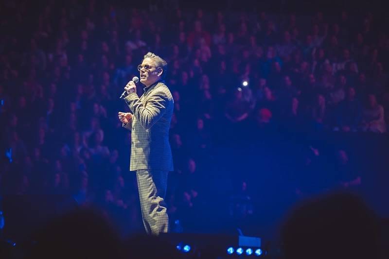 LIVE: Koncert pro Patrika přilákal hudební ikony napříč generacemi. Vystupující zahráli bez nároku na honorář 