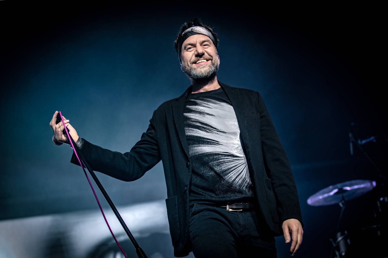 LIVE: Tata Bojs brzy oslaví čtyřicet, klukovskou energii ale neztrácí. Ve Foru Karlín pokřtili nové album