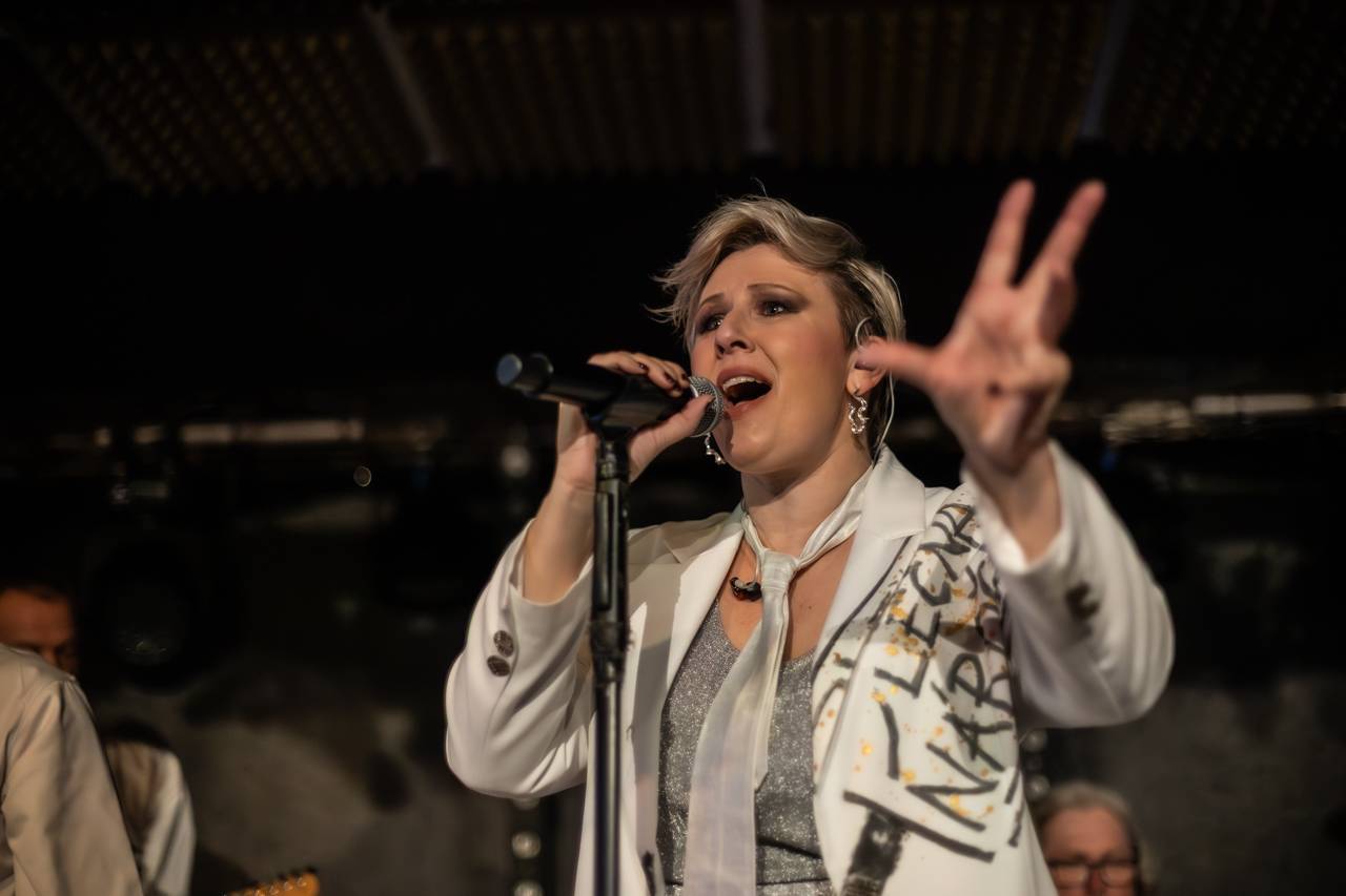 LIVE: Nehladit, kopu! Monkey Business překvapili novými kostýmy, v Ostravě předvedli strhující show