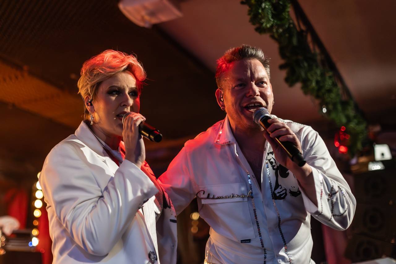 LIVE: Nehladit, kopu! Monkey Business překvapili novými kostýmy, v Ostravě předvedli strhující show