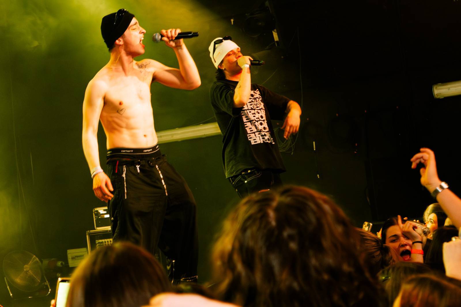 LIVE: Dvakrát vyprodaná Roxy a jeden velký statement. GUFRAU a Viktor Kal završili turné ve velkém stylu