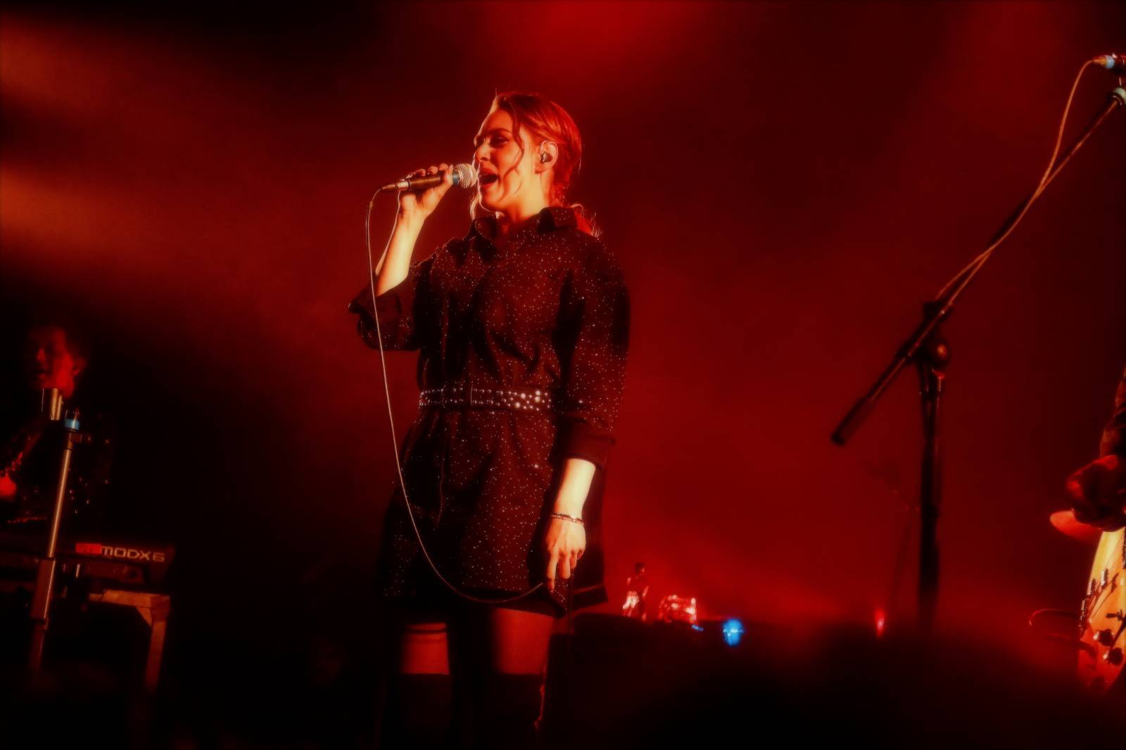 LIVE: Michal Hrůza hledal v Brně manželku svému baskytaristovi. Speciálním hostem byla Sára Milfajtová