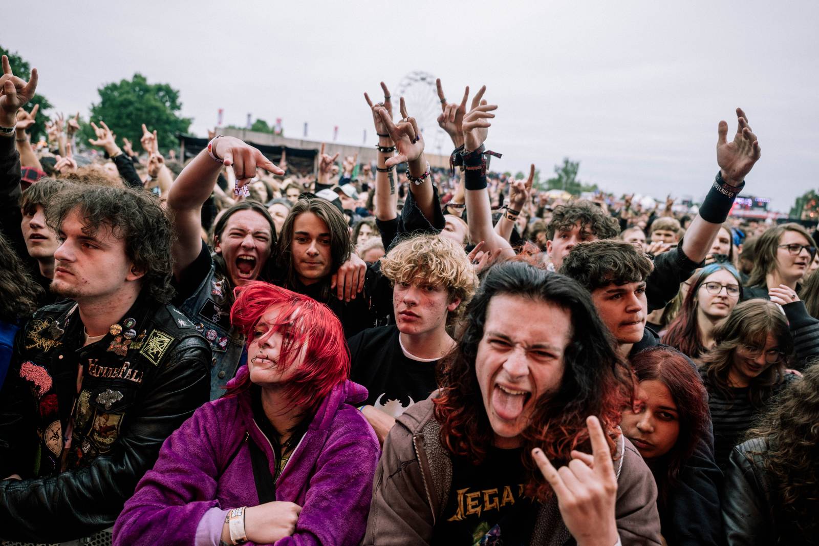 LIVE: Rock for People, den první. Gorillaz vypadl zvuk, Megadeth se loučili s českými fanoušky a Electric Callboy oblékli uhozené špičaté vesty