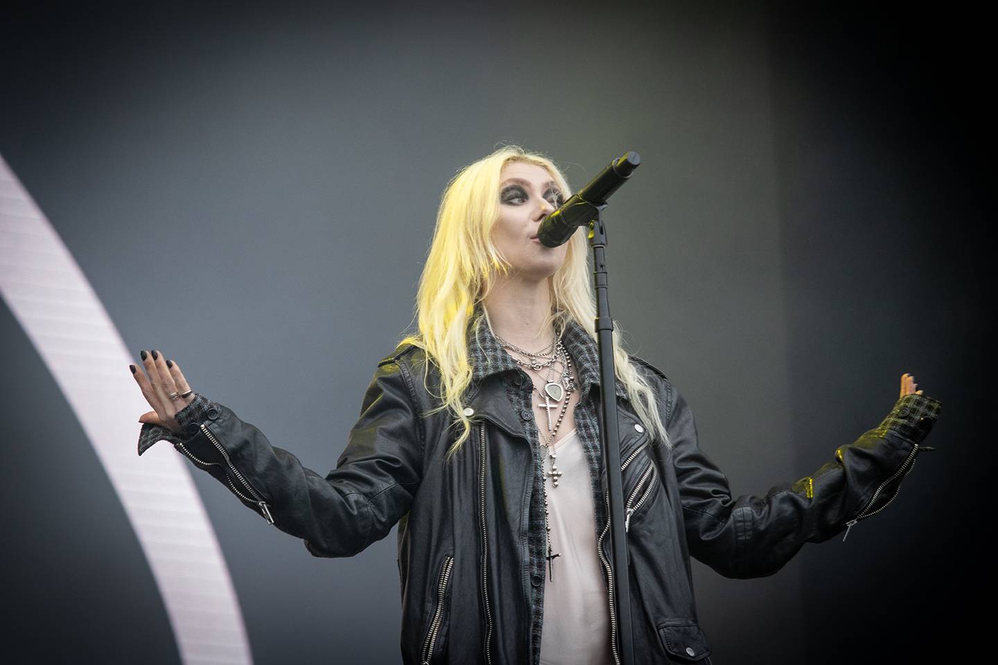 LIVE: Rock for People, den první. Gorillaz vypadl zvuk, Megadeth se loučili s českými fanoušky a Electric Callboy oblékli uhozené špičaté vesty