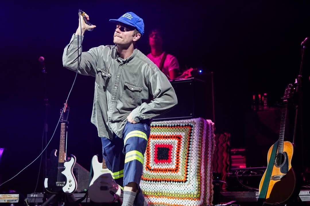LIVE: Mac DeMarco se vrátil do Prahy. Podruhé během půl roku svůj koncert vyprodal. Tentokrát zahrál ve Foru Karlín