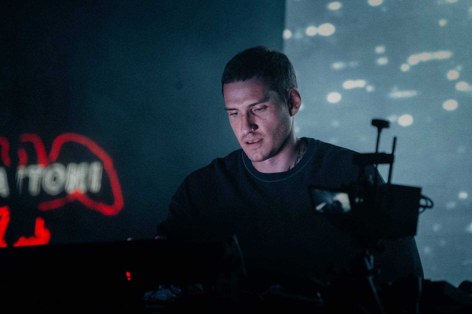 LIVE: Karlovy Vary roztančili Annet X a NobodyListen. Festival nabídl večer plný energie a tanečních beatů