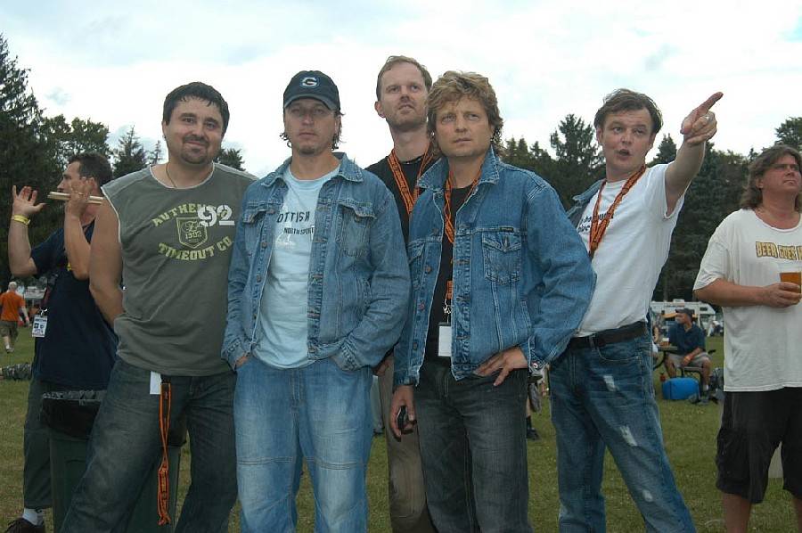 RETRO 2000 | Česko-slovenský rock za velkou louží. V Chicagu pro krajany zahráli Divokej Bill, Tublatanka, Blue Effect nebo Horkýže Slíže