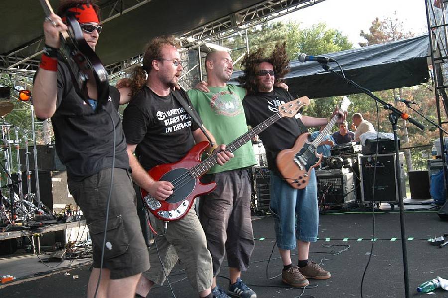 RETRO 2000 | Česko-slovenský rock za velkou louží. V Chicagu pro krajany zahráli Divokej Bill, Tublatanka, Blue Effect nebo Horkýže Slíže