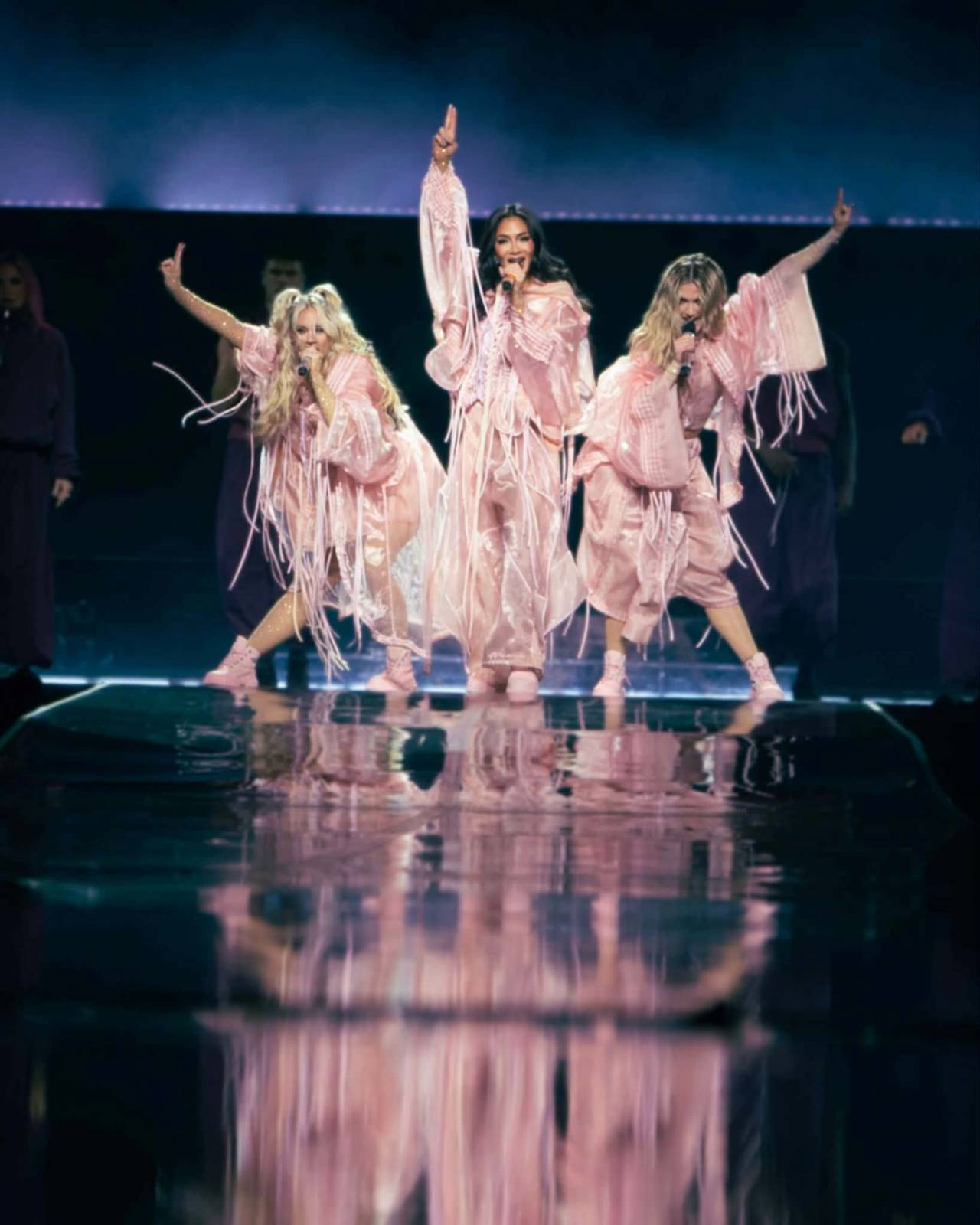 LIVE: Pro Pussycat Dolls byla O2 arena příliš velkým soustem. Jejich show místy působila amatérsky a levně