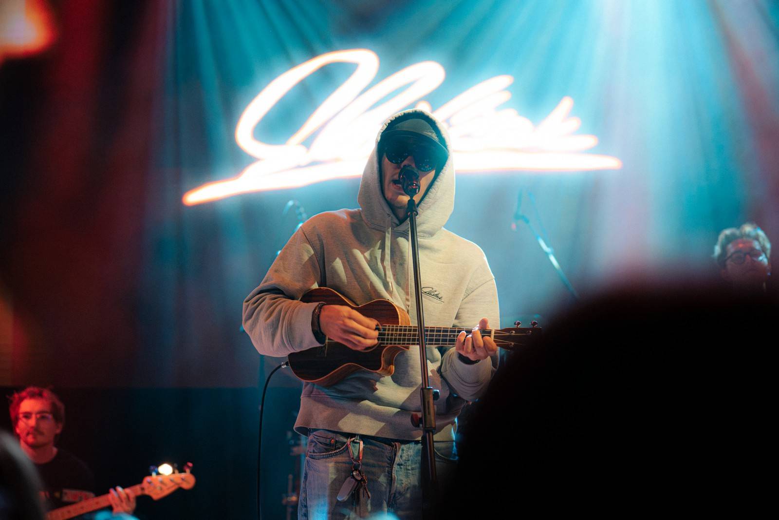 LIVE: Slavíček vyprodal pražský Lucerna Music Bar. Pokřtil album Z pokoje do boje
