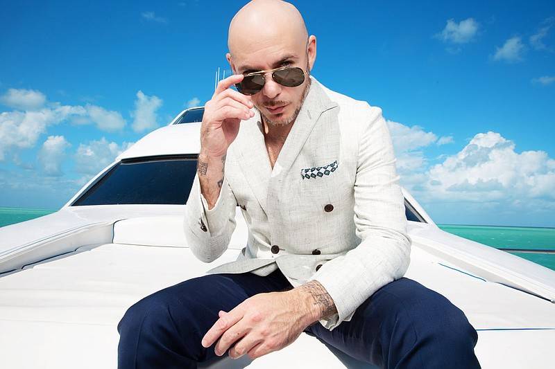 RECENZE: Pitbull album vhodné na pozdní dovolenou
