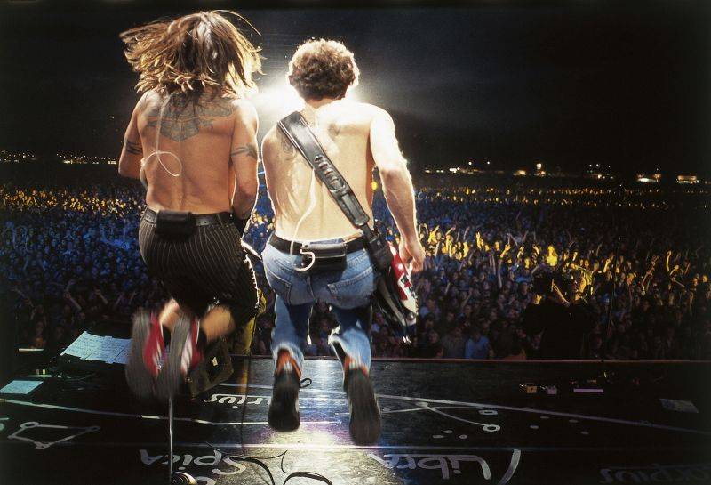 LIVE: Jaký byl první koncert Red Hot Chili Peppers v Praze?