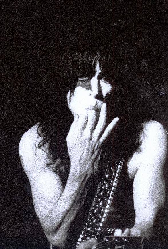 LIVE: Jaký byl koncert Kiss v Praze v roce 1996?