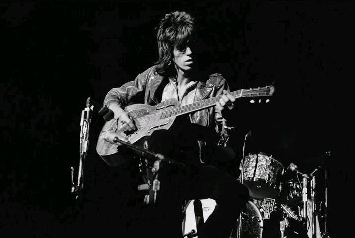 RECENZE: Keith Richards natočil desku, z níž je cítit whisky i Rolling Stones