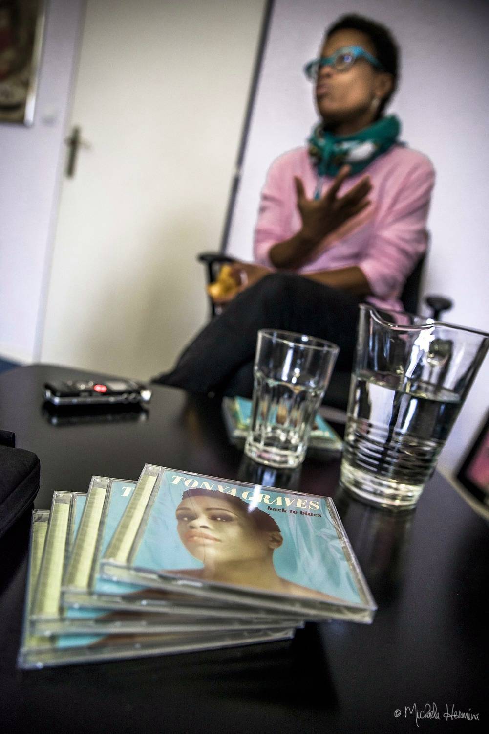 Tonya Graves interview: Blbost je všude na světě, není to exkluzivita Čechů