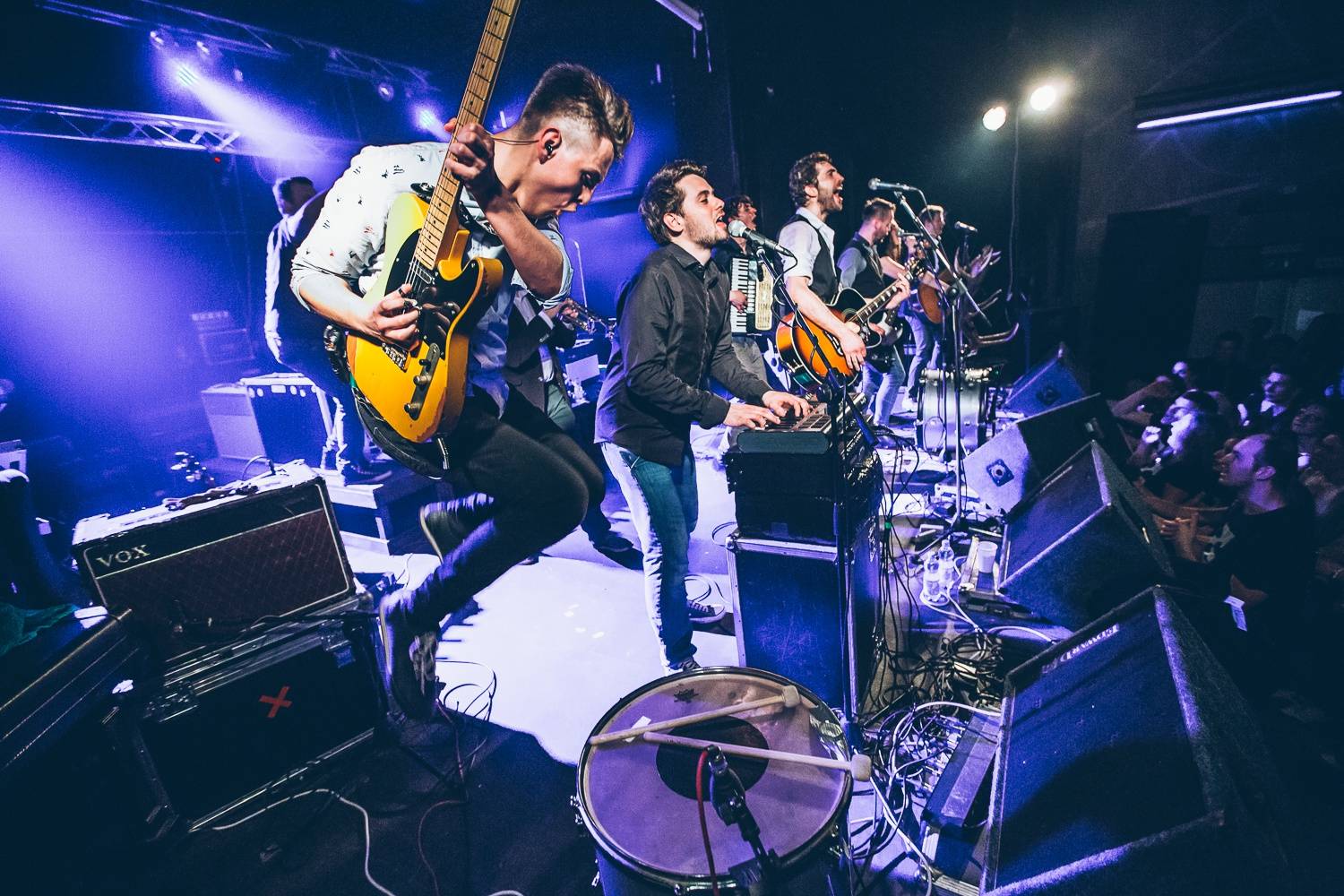 Jelen interview: Máme rádi, když je na pódiu pořádná tlačenice!