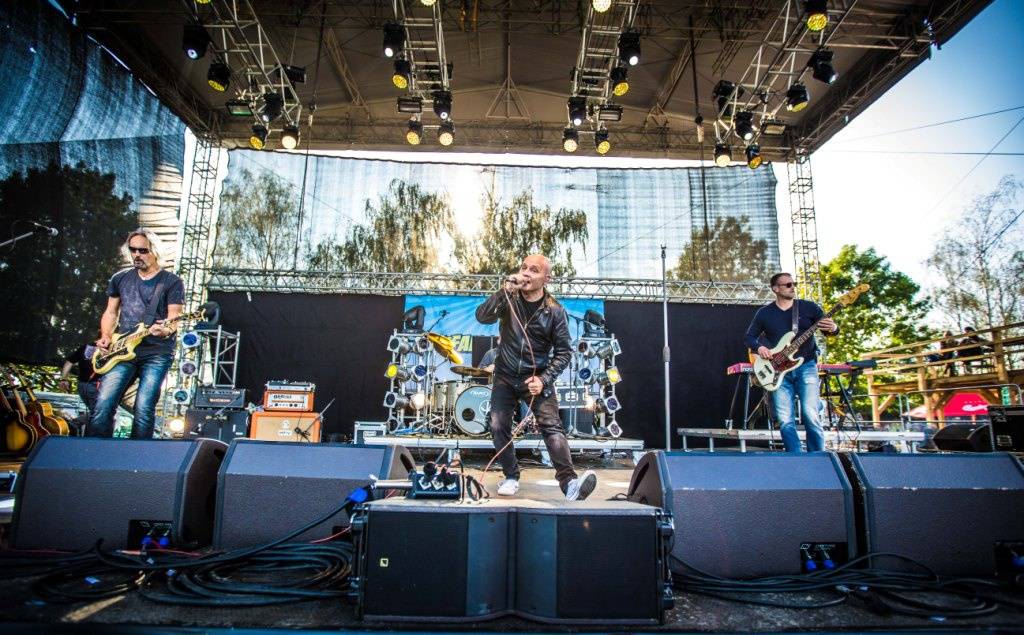 Všichni Svatí interview: Přežít v dnešním světě vyžaduje svatou trpělivost a pokoru