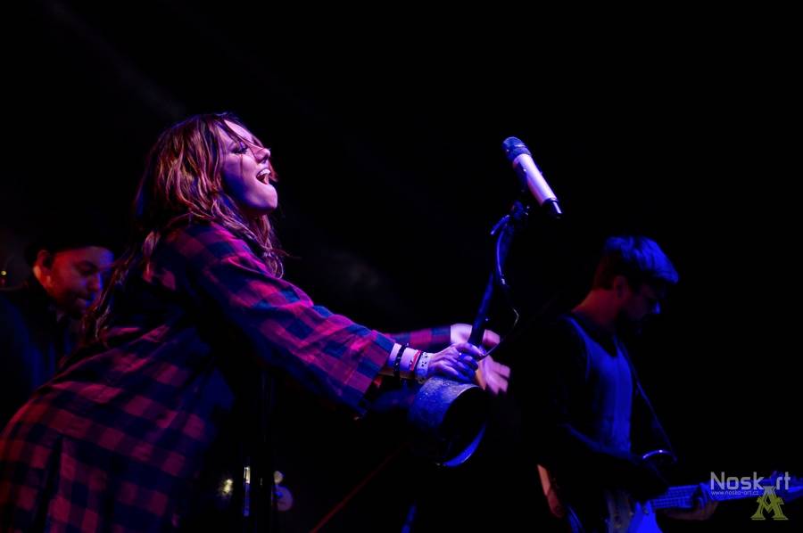 Ewa Farna, Support Lesbiens, Nebe interview: Naše On Stage není jen běžný koncert, ale celovečerní show