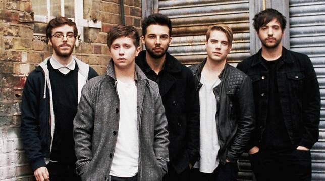 S Nothing But Thieves v tourbusu: Muse jsou nejmilejší nerdi. Je nám ctí s nimi hrát