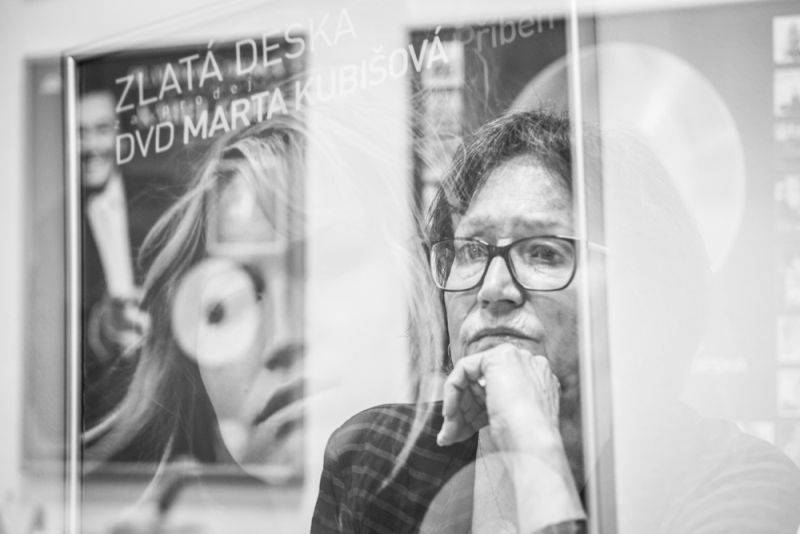 Marta Kubišová interview: Zpívání mi chybět nebude. Nestýskalo se mi po něm, ani když jsem zpívat nesměla