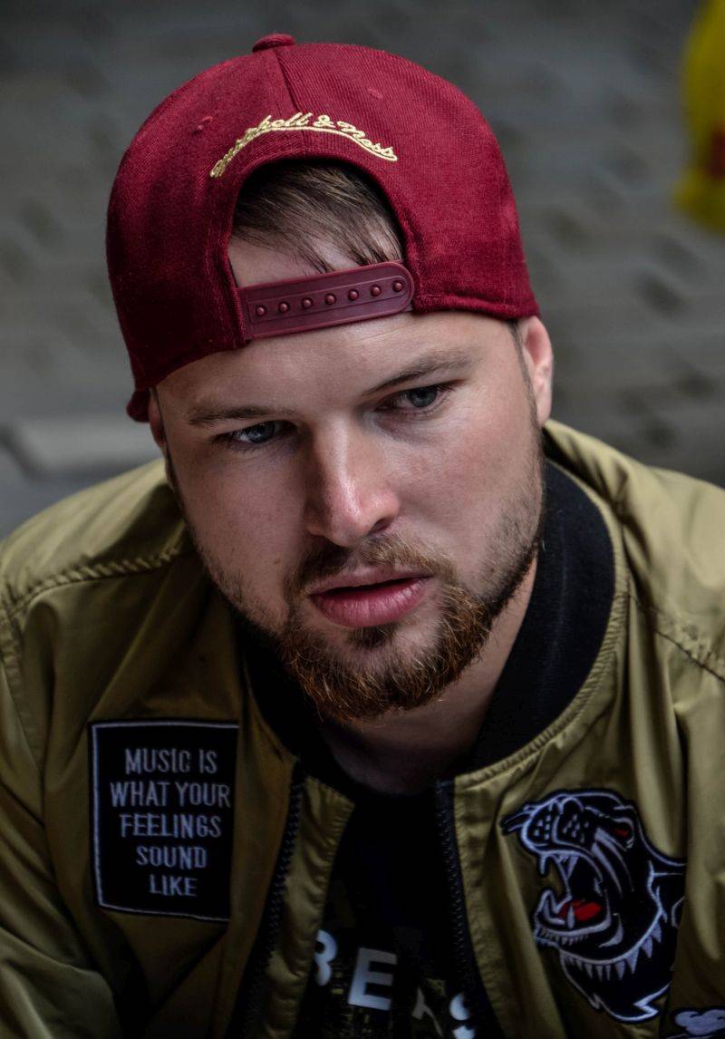 Poetika interview: Dokud si nenabijeme hubu, nepoznáme, co je pro nás dobré