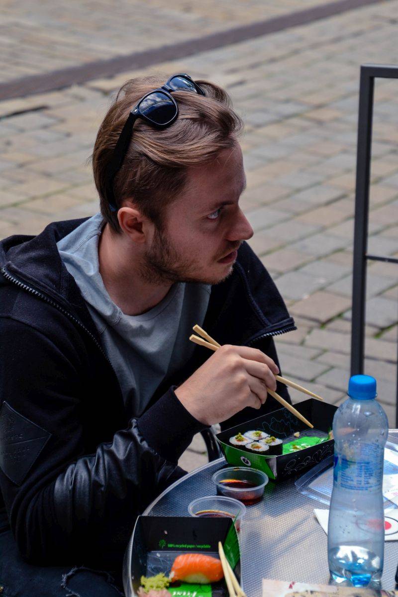 Poetika interview: Dokud si nenabijeme hubu, nepoznáme, co je pro nás dobré