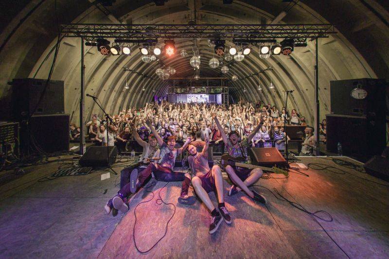 John Wolfhooker interview: Když neslezeme z pódia kompletně propocení, není to pořádný koncert