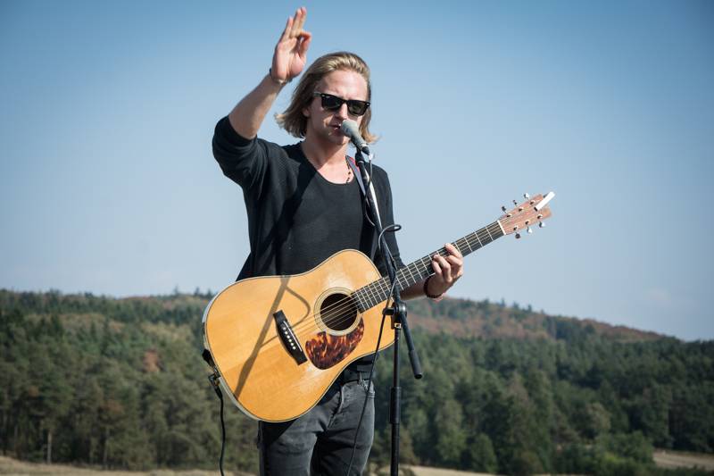 Tomáš Klus interview: Rodinu a kariéru neodděluji, jsem jen jeden člověk a nechci žít ve více světech