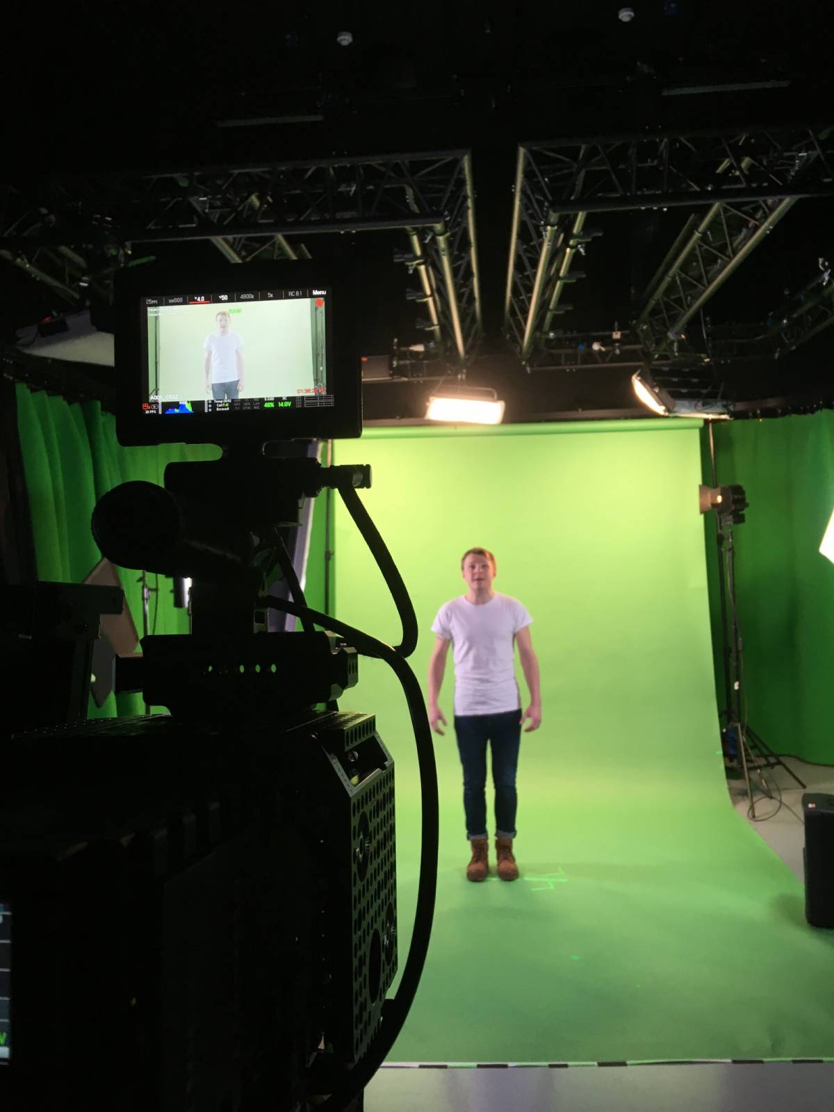 Thom Artway interview: Zpívám anglicky, ale v Londýně cítím, že britskou kulturu znám málo